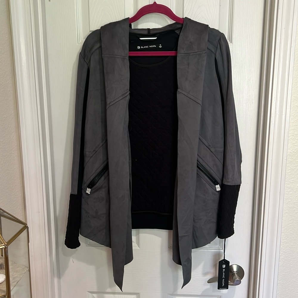 Black and gray sweater